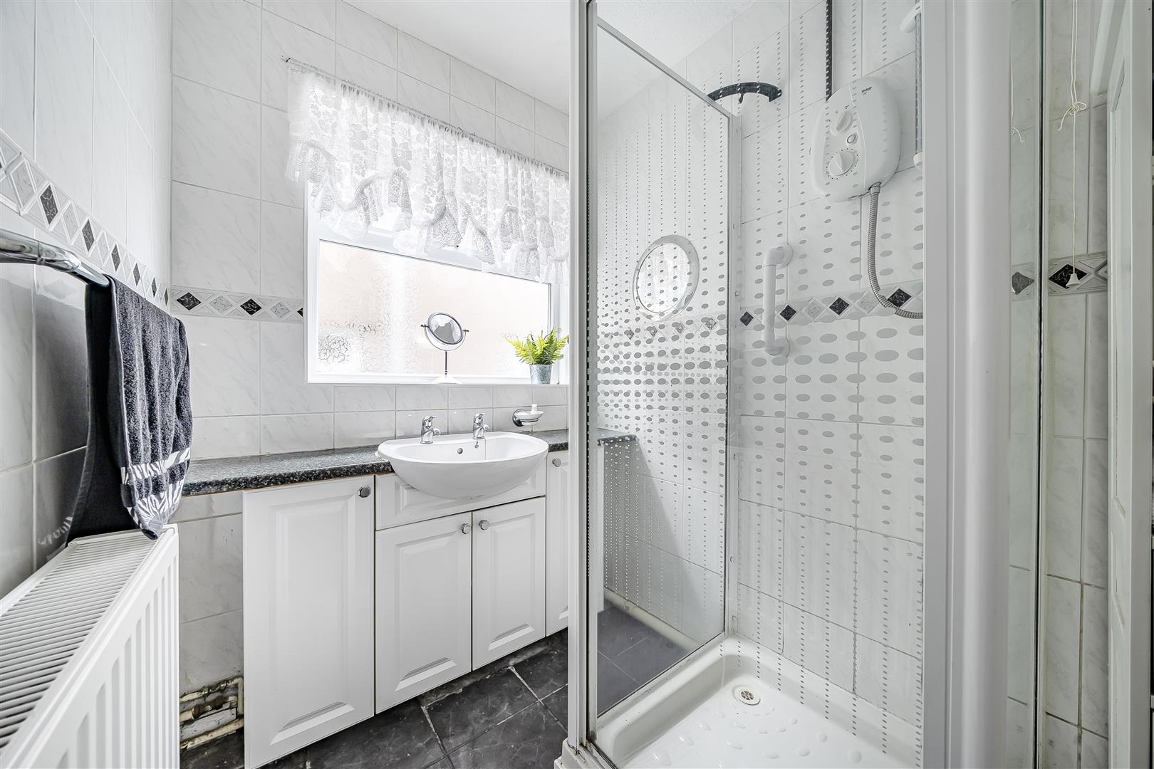 Heol Will George, Waunarlwydd, Swansea, SA5 4RS